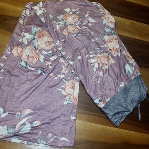 Super soft sweatpants, purple floral, size XL, brand unknown